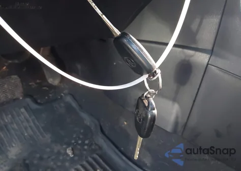 2018 Toyota Corolla Le из США, поврежденный, VIN 2T1BURHE3JC027136